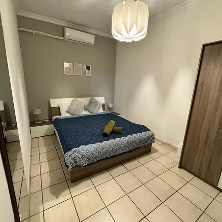 Charming And Spacious Near The Sea * St. Paul's Bay