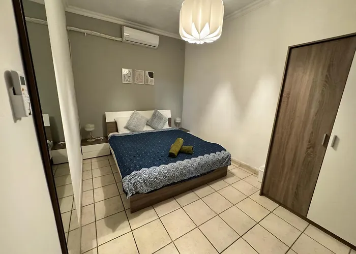 Charming And Spacious Near The Sea * St. Paul's Bay