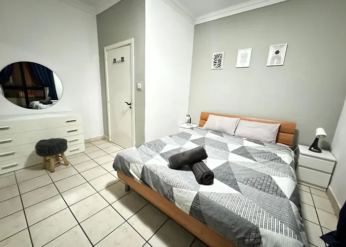 Charming And Spacious Near The Sea * St. Paul's Bay