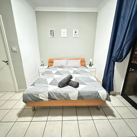 Charming And Spacious Near The Sea St. Paul's Bay
