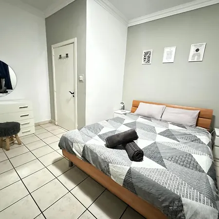 Charming And Spacious Near The Sea Lägenhet St. Paul's Bay